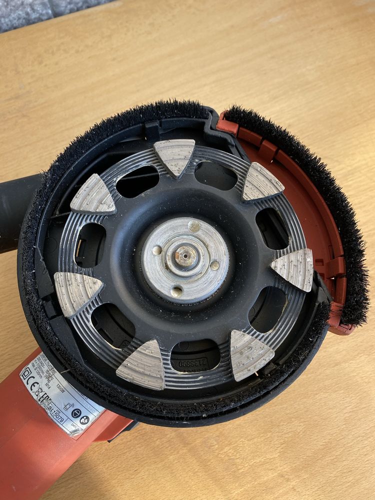 HILTI шлайф машина за шлайфане шлифоване на бетон камък мрамор и др.