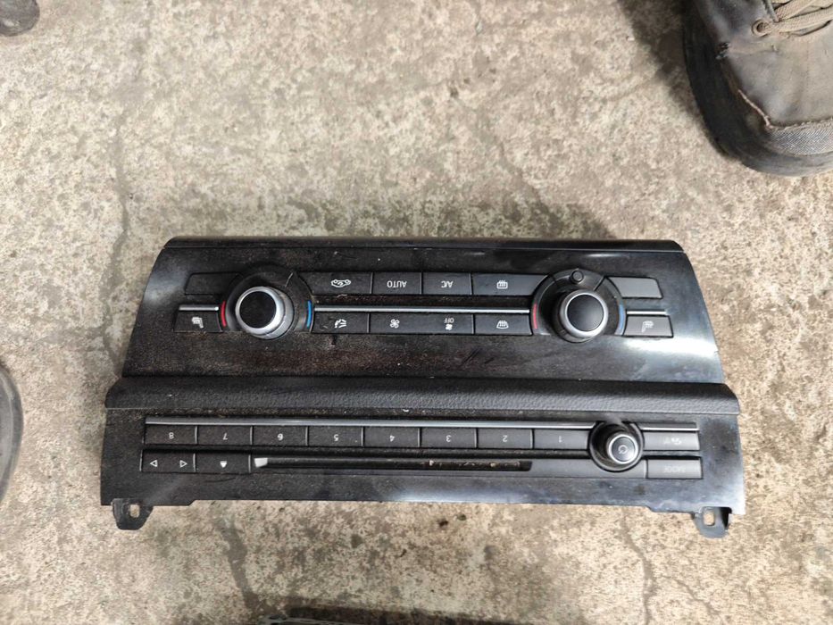 CIC медия BMW F10 F11 CD дисплей контролен панел