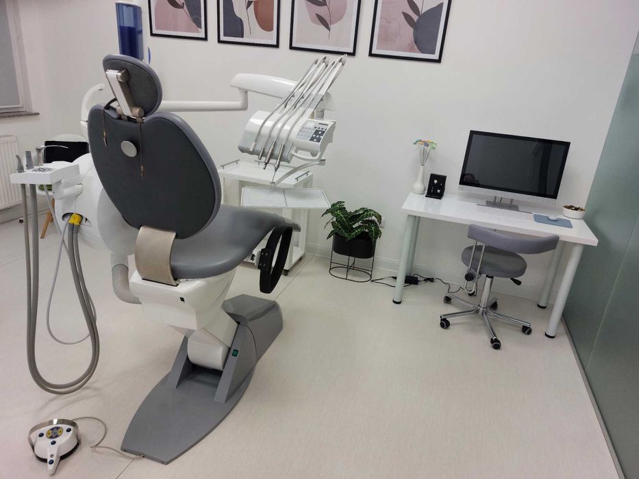 Unit dentar Chirana Cheese Easy + Sistem Ekom DUO