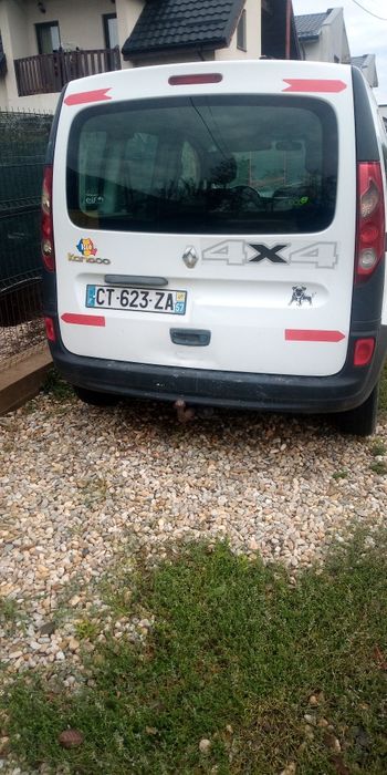 Oferta  Renault kango an 2010 E4 turism 5locuri motor 1,5 diesel.