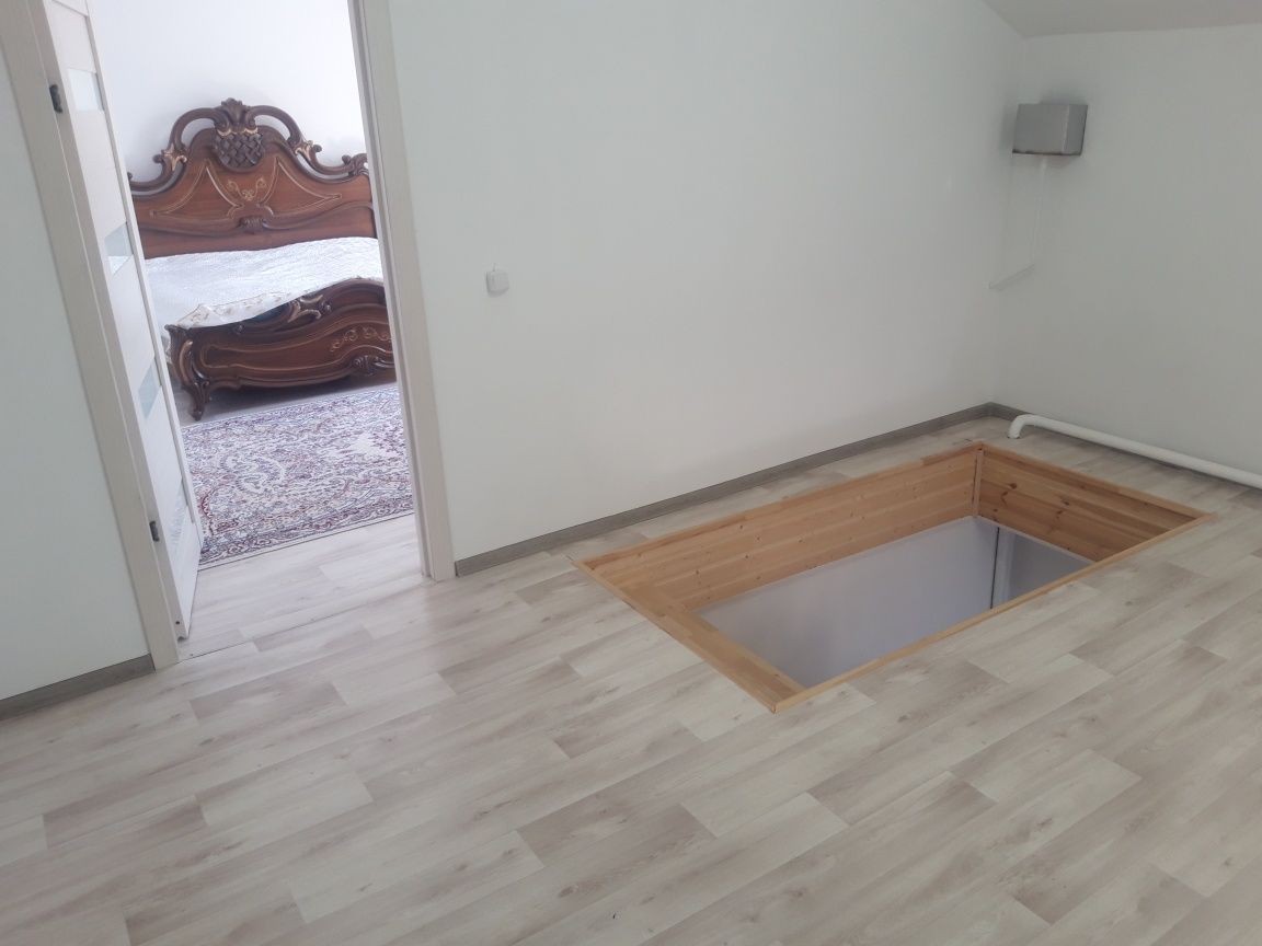 Продам двухэтажный дом