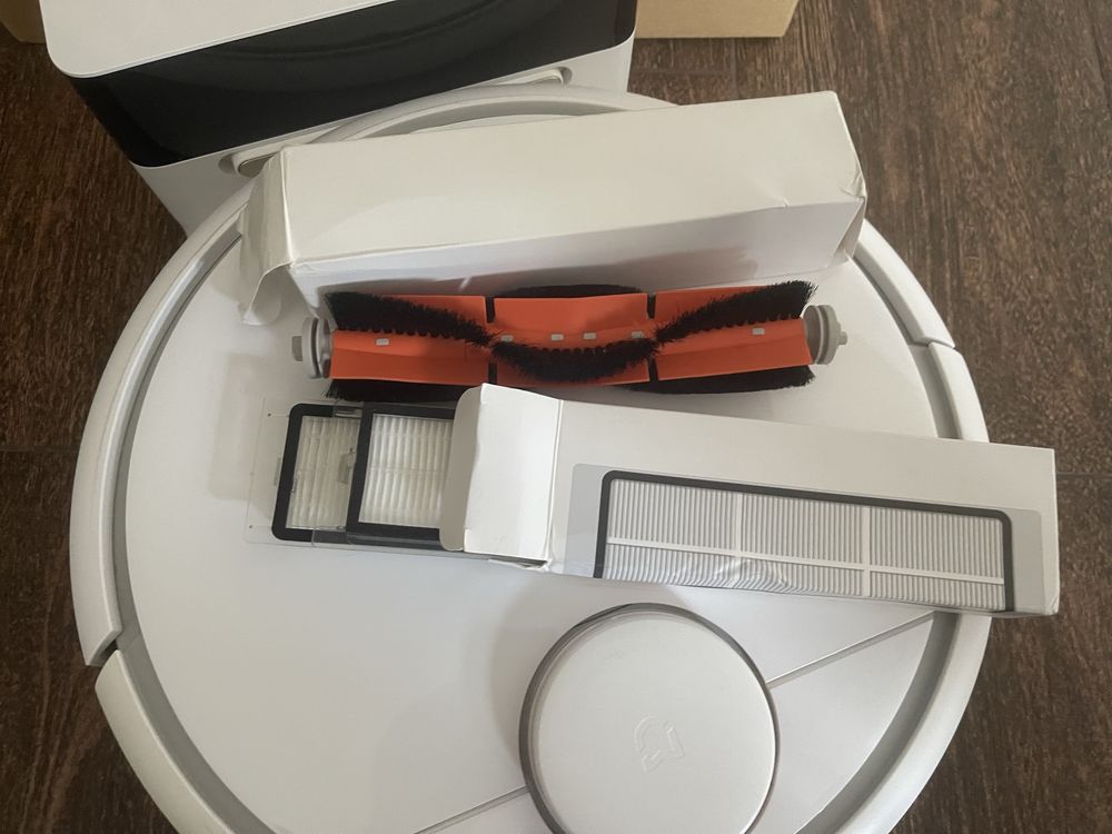 Xiaomi Mi Robot Vacuum Cleaner робот пылесос