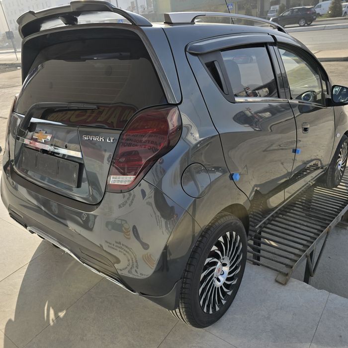 Спарк сотилади ат 2022-23 метан