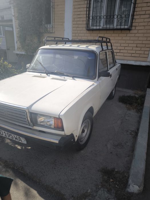 Продам ваз 2105 переделан на 07 официально