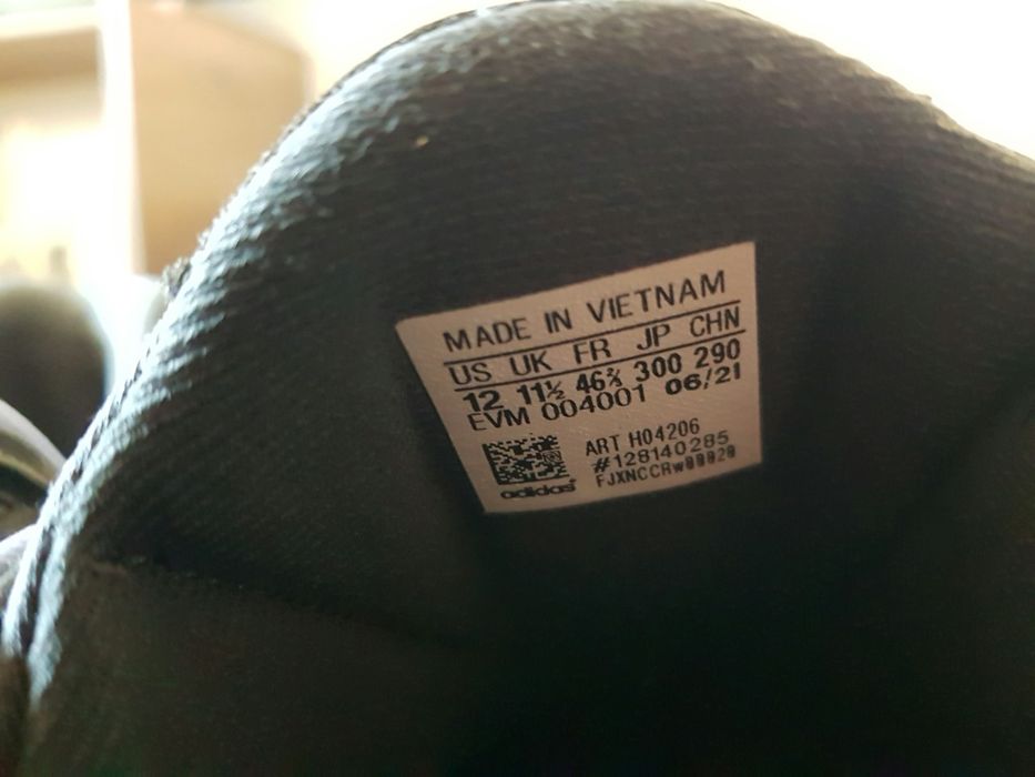 Продавам маратонки Adidas Ozrah 46 2/3