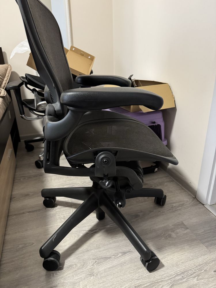 Herman Miller Aeron Classic Size B