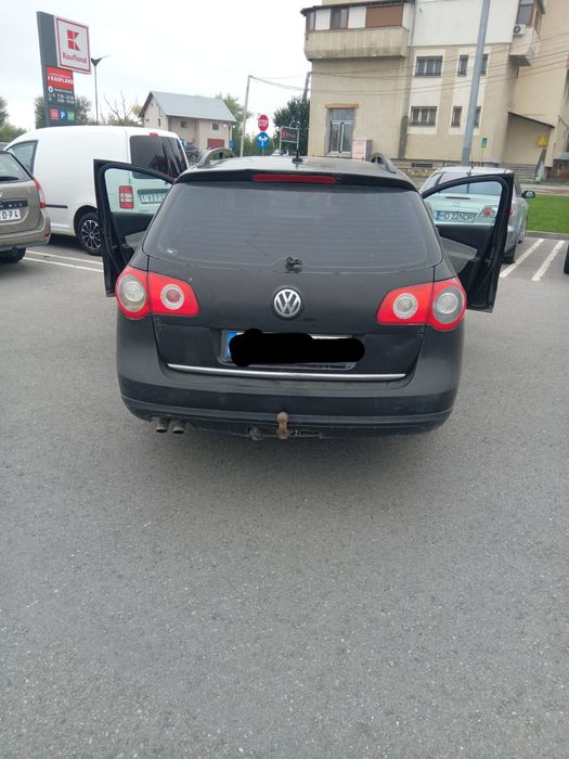 Vând passat         b6