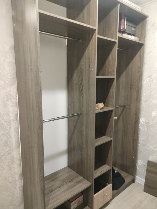 Отдам.      Шкаф