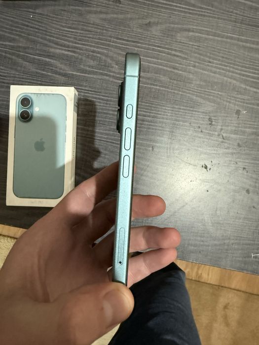 Iphone 16 256gb sim+esim идеальное 100% аккумулятор