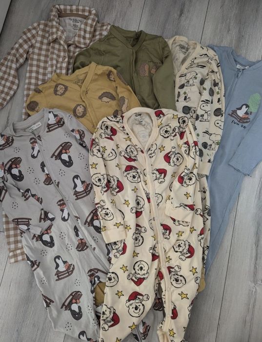 Vand set salopete pentru bebe