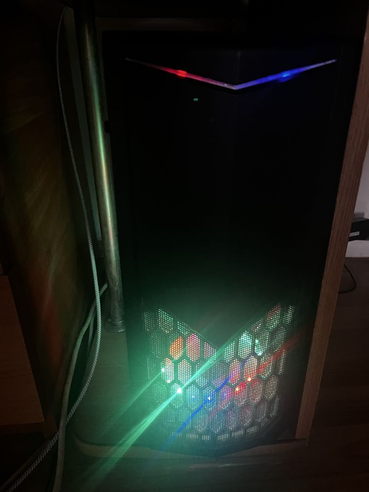 Vand urgent PC  .