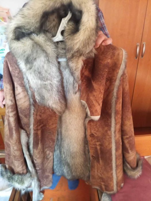 Продам женскую дубленку размер 48 50