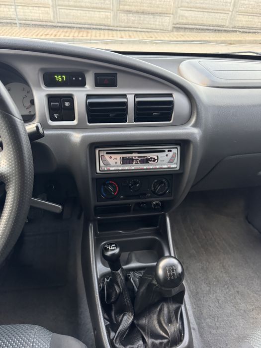 Mazda B2400  , 4x4 , 2005