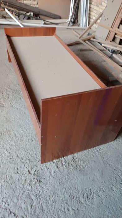 Кровать односпальная