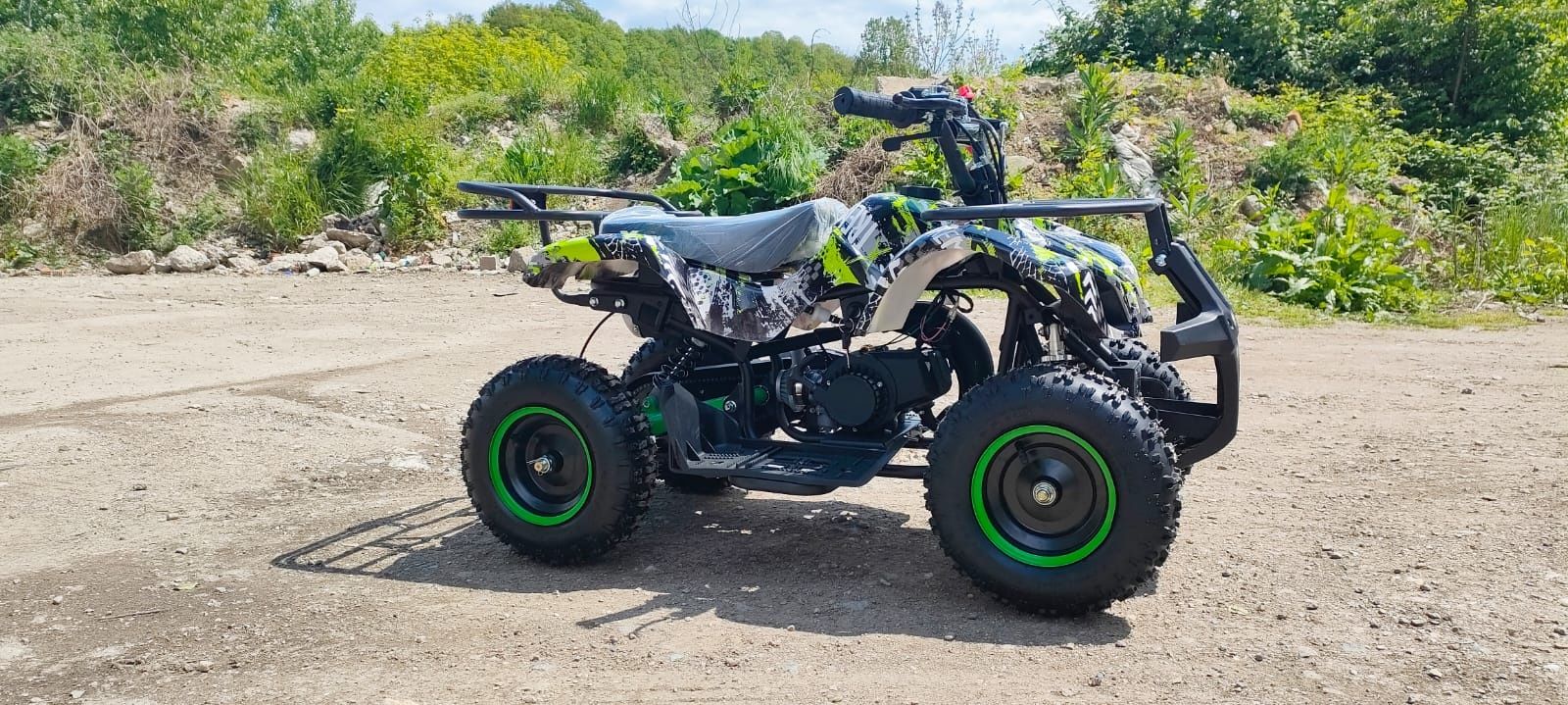 Mini Atv Quad adus din Germania pentru copii cu motor pe benzina NOU