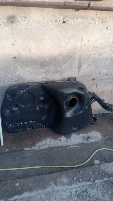 Бак от е 34 2л 2,5л