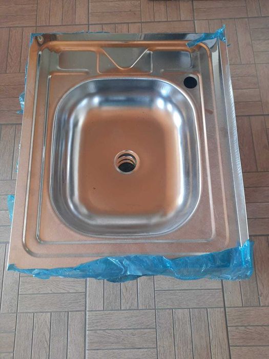 продам мойку кухонную накладную