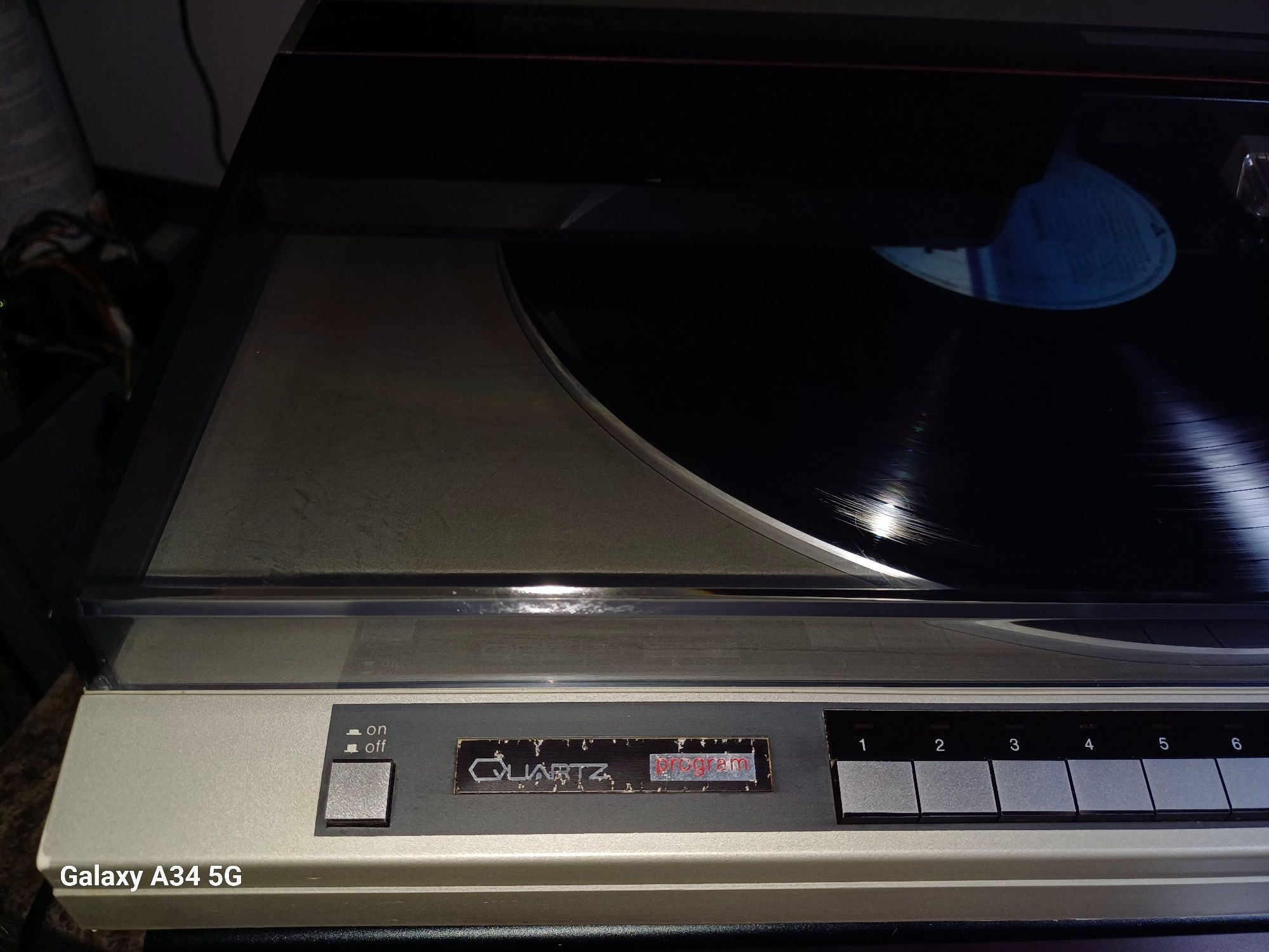 Technics sl QL15 Quartz   pick-up automat linear cu scanare disc