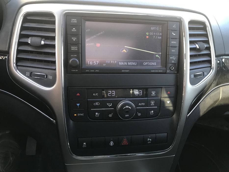 Jeep Grand Cherokee sau schimb cu Mercedes / Bmw +- diferenta