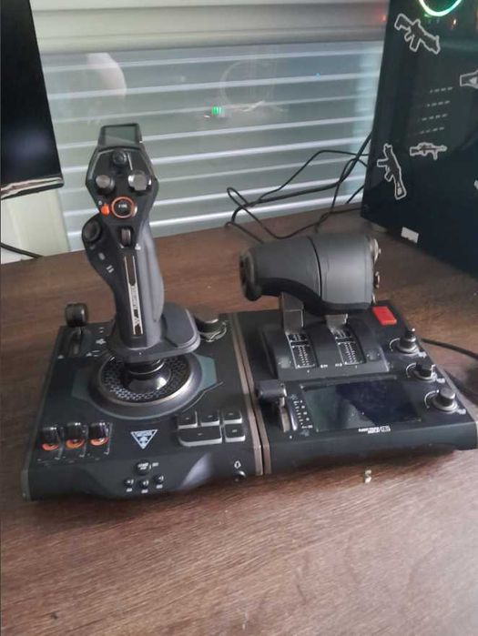 Simulator de zbor Turtle Beach VelocityOne Flightdeck