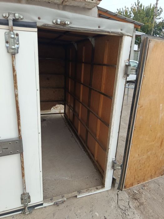 Лабо тент сотилади