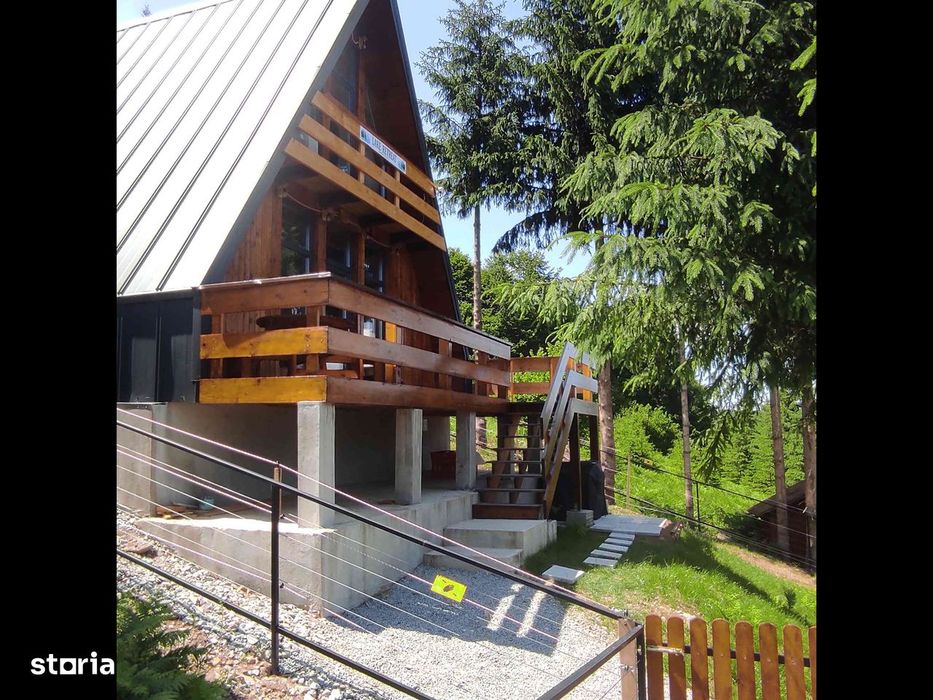 Vând casă de vacanță Cabană A FRAME in Colibița -pret ușor negociabil