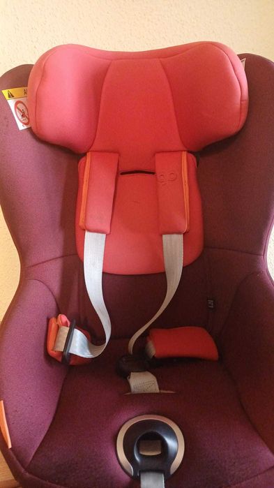 Scaun auto pentru copil cu prindere isofix si picior de stabilizare
