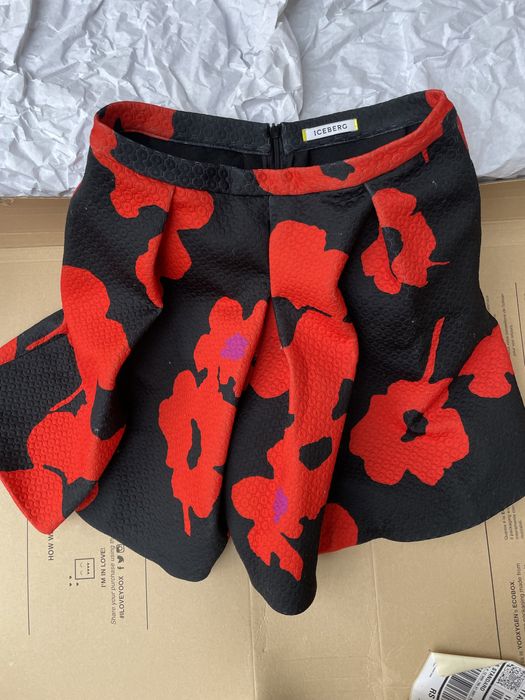 Дамски комплект ICEBERG €295/€177; €257/€155