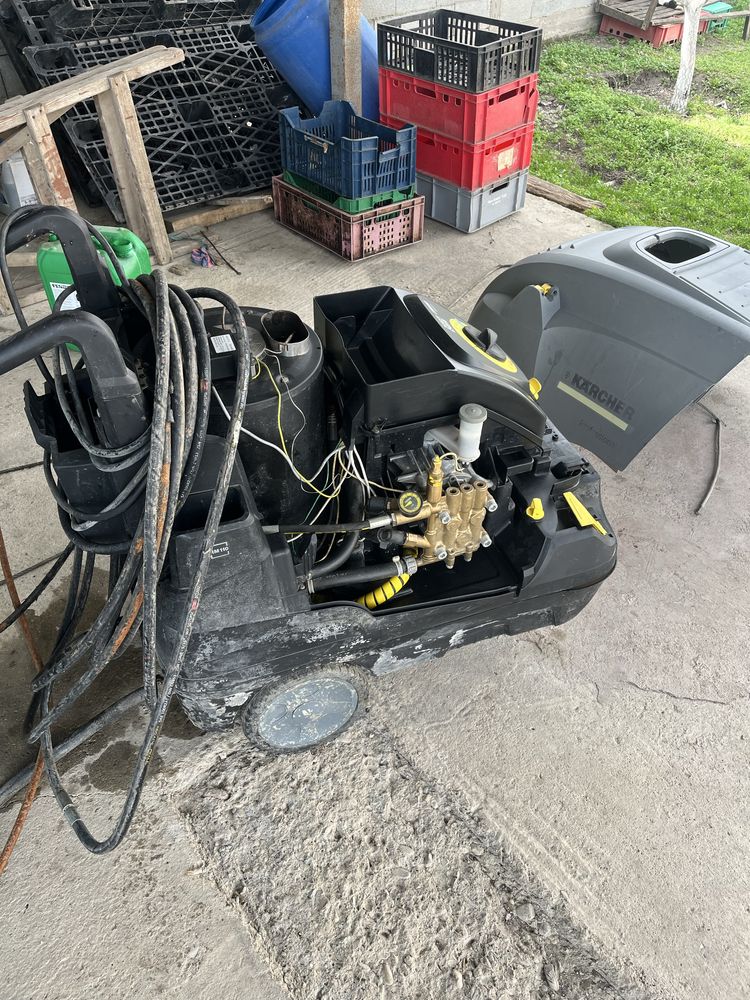 Пароструйка Karcher HDS 8/18-4-C