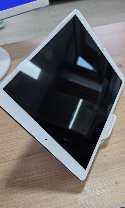 Ipad pro 10.5 inchi 64 gb retina display s-pen apple