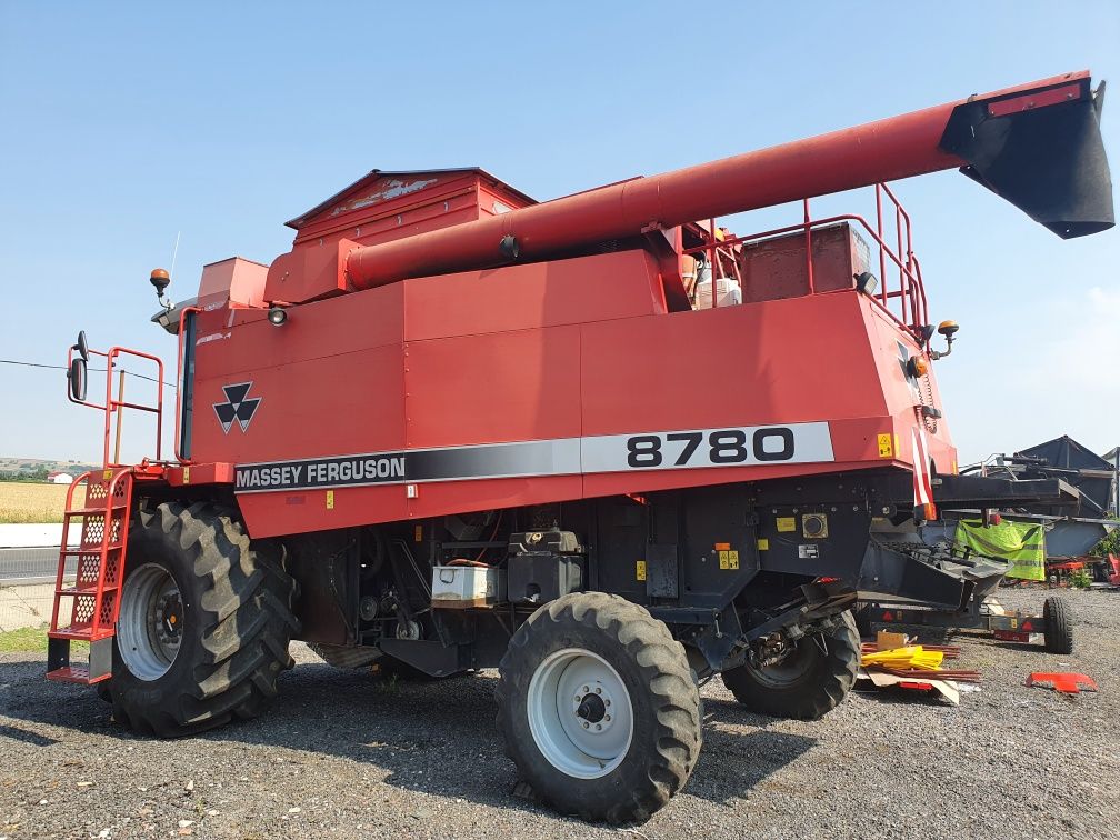 Combina Massey Ferguson