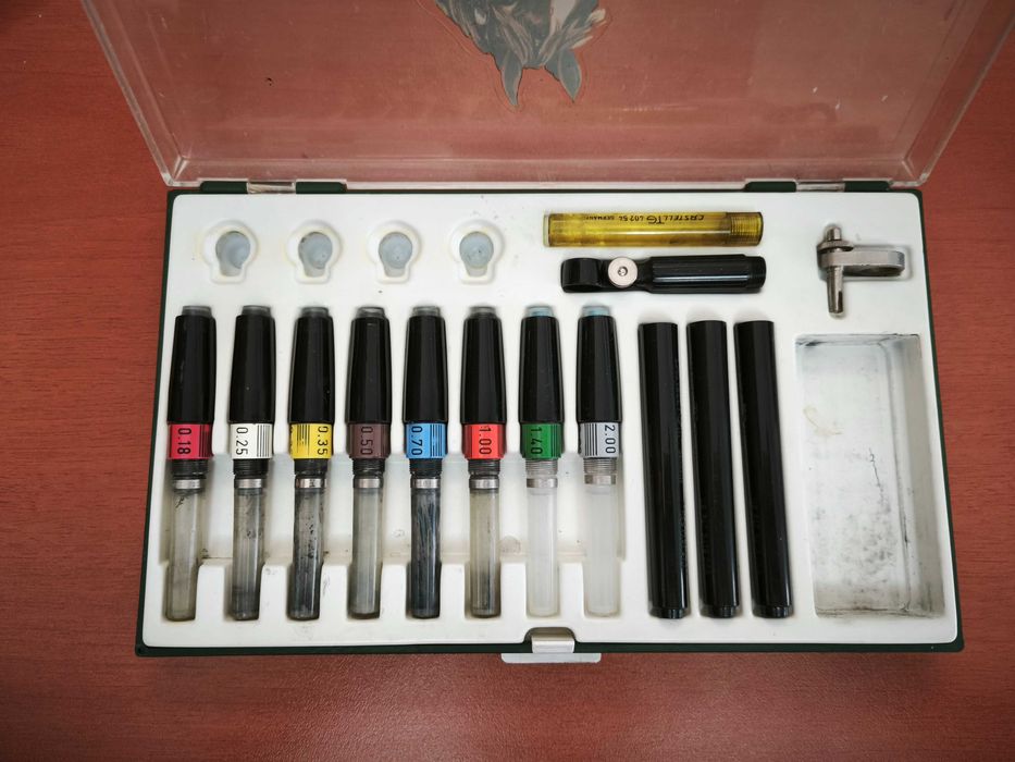 Set creioane tehnice desen Faber-Castell