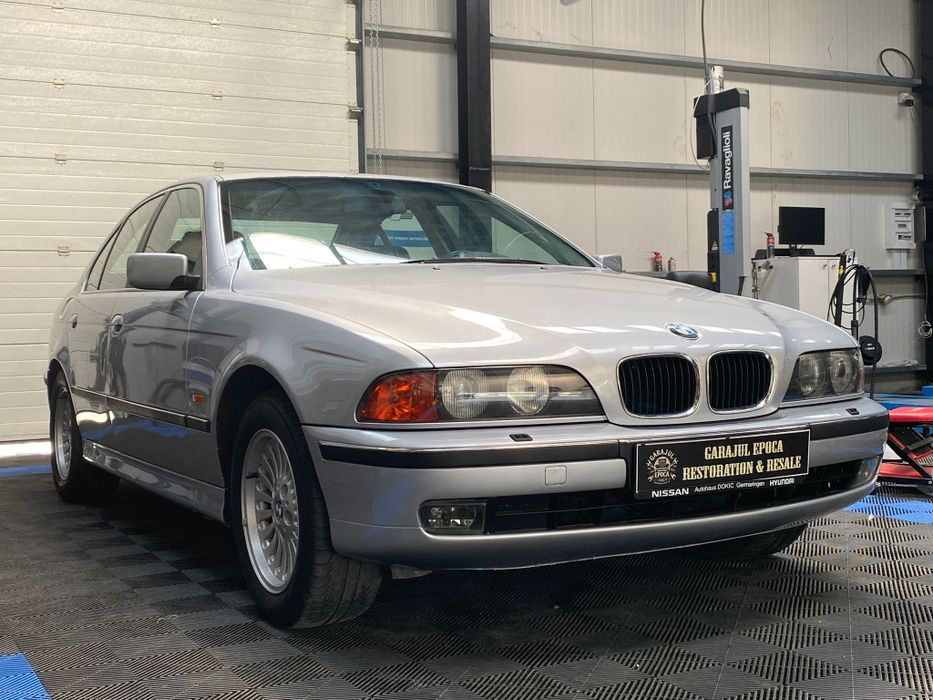 BMW 535i E39 – 3.5L V8 (M62) – 244 CP Retromobil
