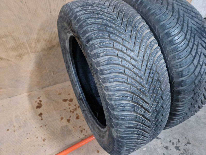 2 Vredestein R16 205/55/ 
зимни гуми 
DOT3820