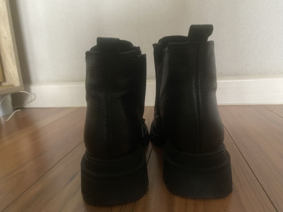 Кожаные сапоги 37 размера