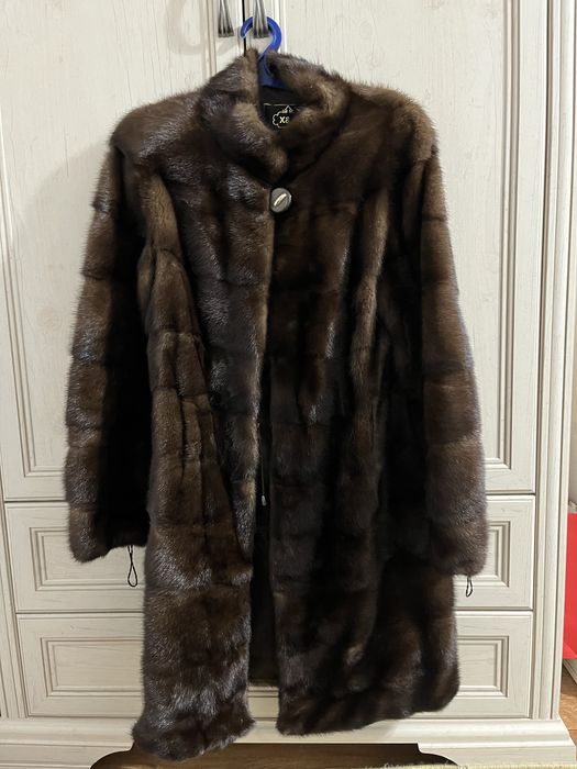 Норкавая шуба натуральный цвет