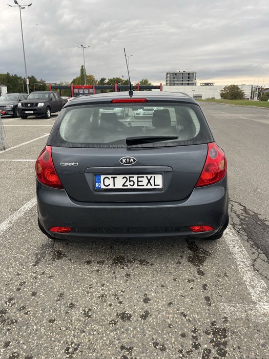 Kia Ceed 2009 1.4 benzina