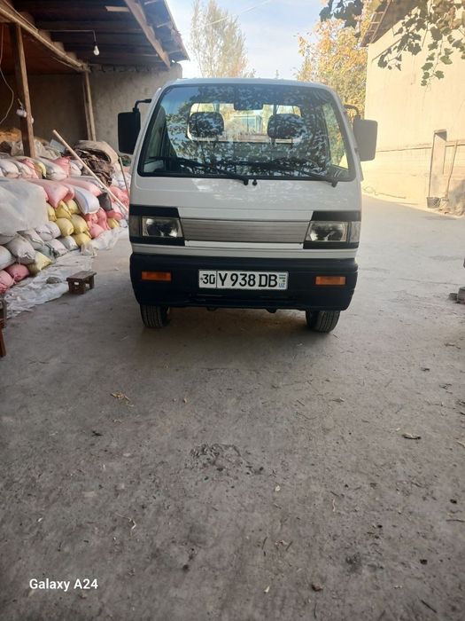 Labo sotiladi 2023 yil radnoy kraska urilmagan narxi 7500$