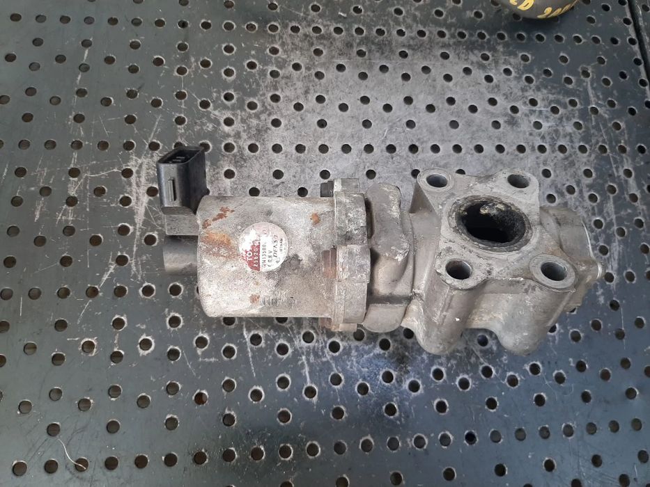 egr  2.2d 2adftv   lexus is 220