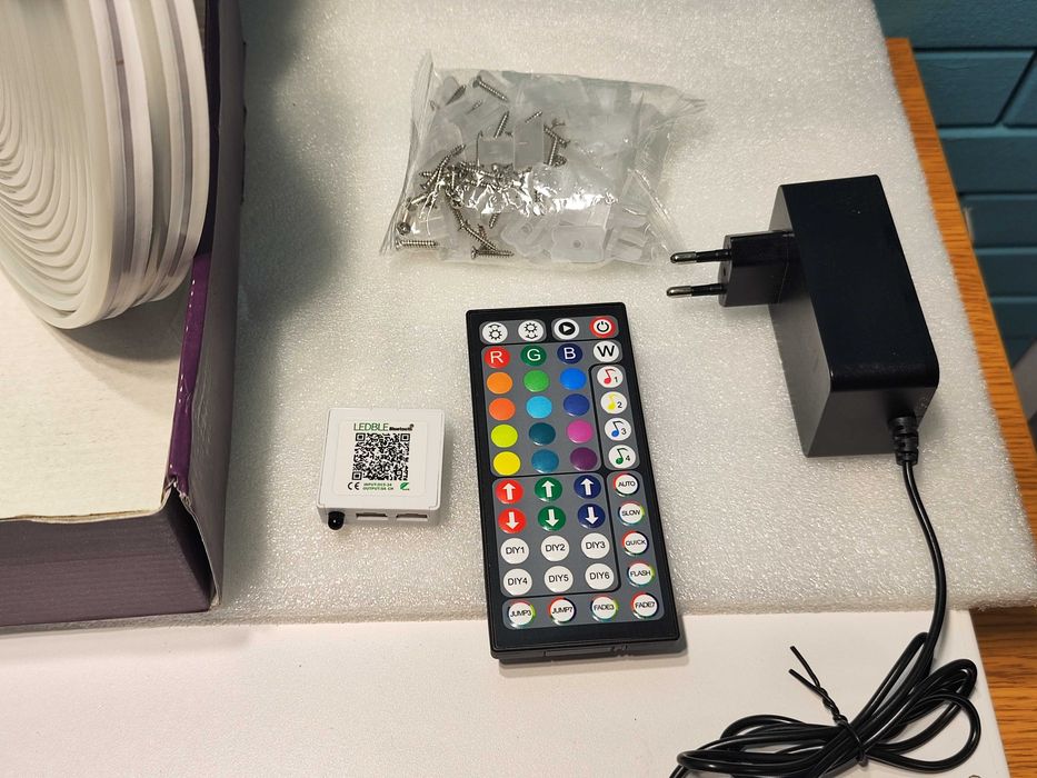 AILBTON 36м RGB неонова LED лента с дистанционно и приложение