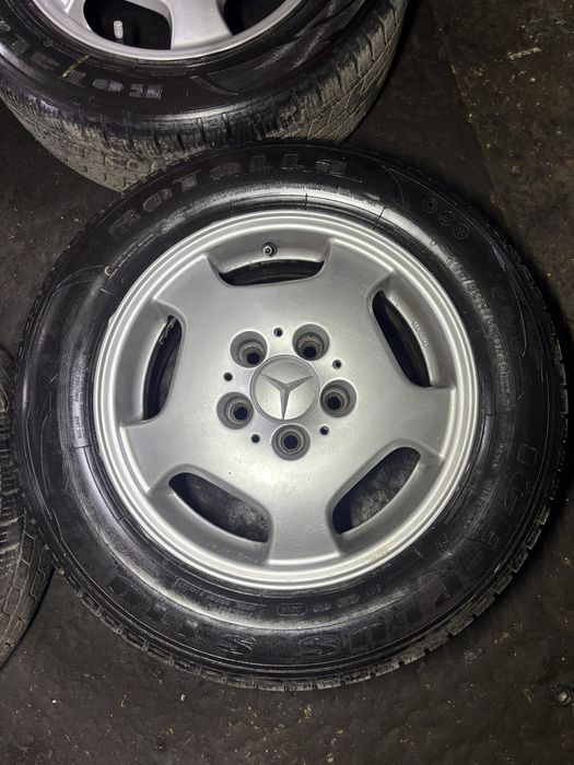 Jante Mercedes R15 cu Anvelope de Iarna