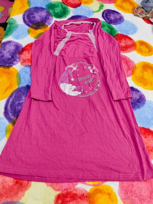 Vând cămăși graviduțe și de alăptat