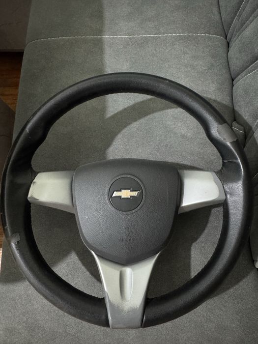 Продам руль от спарка с аир багом