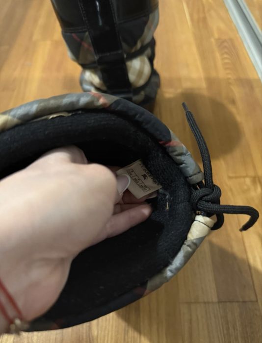 Moon Boot Burberry