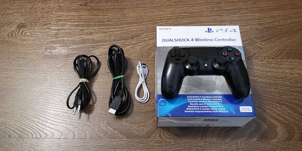 Play Station 4 Slim,  2Tb HDD intern