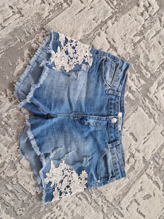 Blugi H&M scurti