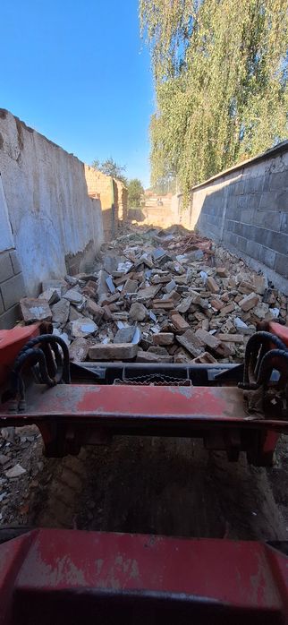 Мини багер багер Карлово бобкат-мини челен товарач