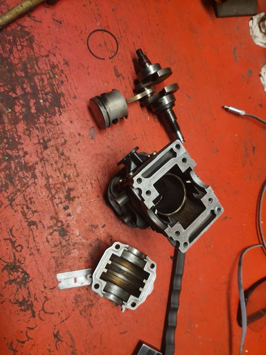 Reparatii drujbe,masini de tuns,motocultoare,scutere,atv