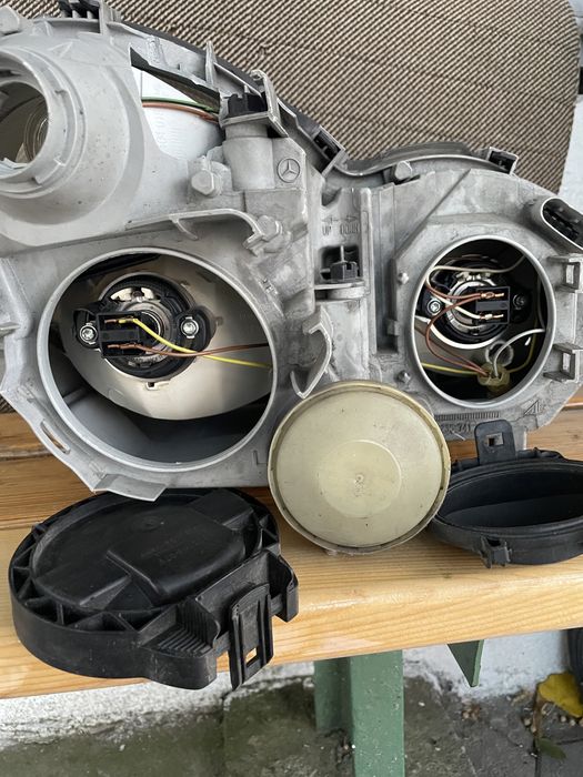 Оригинален ляв фар за мерцедес w203  фейслив