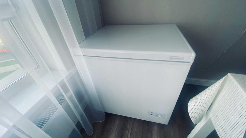 Продам морозилку Бирюса 190л